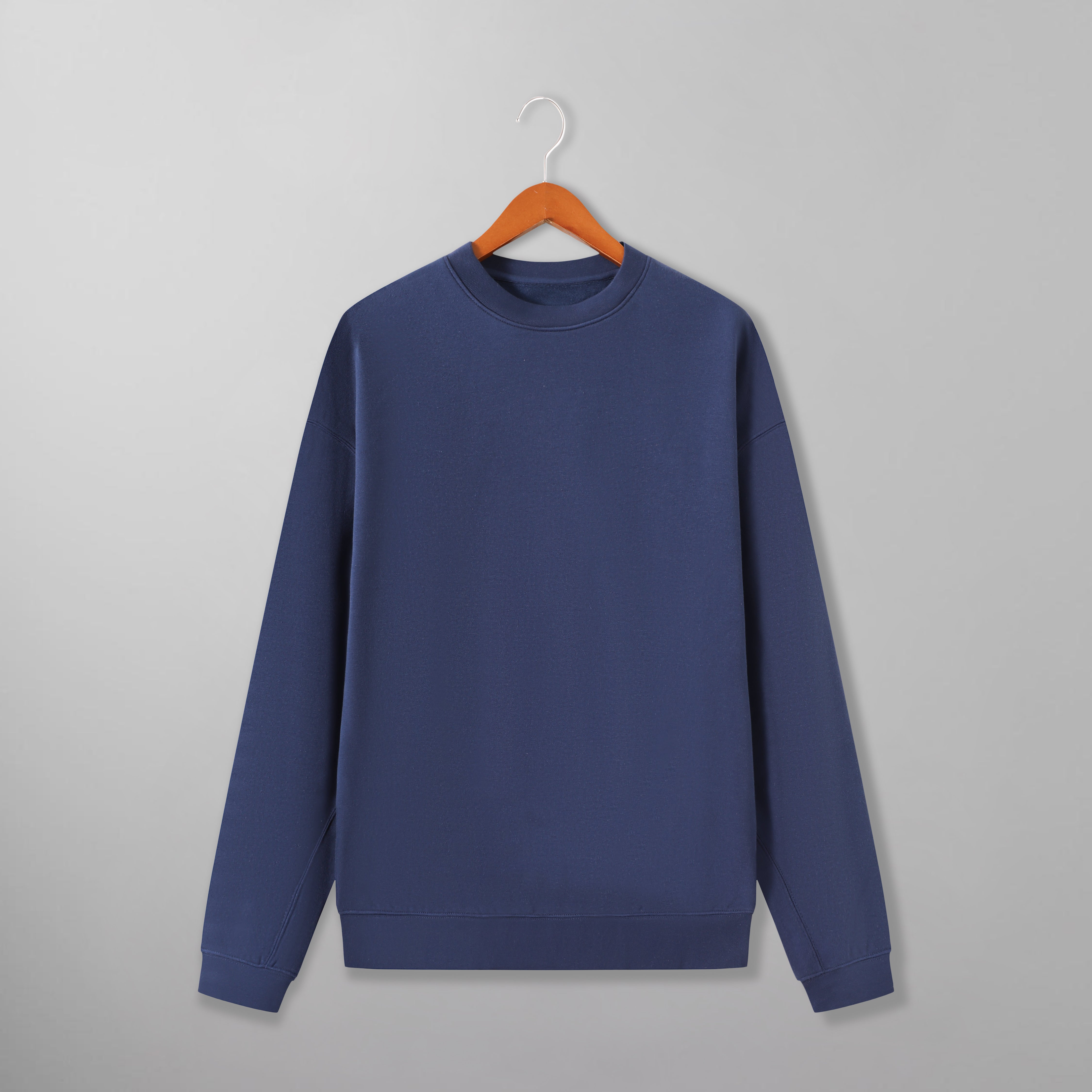 1702 LUXE ESSENTIAL FLEECE SWEATSHIRT