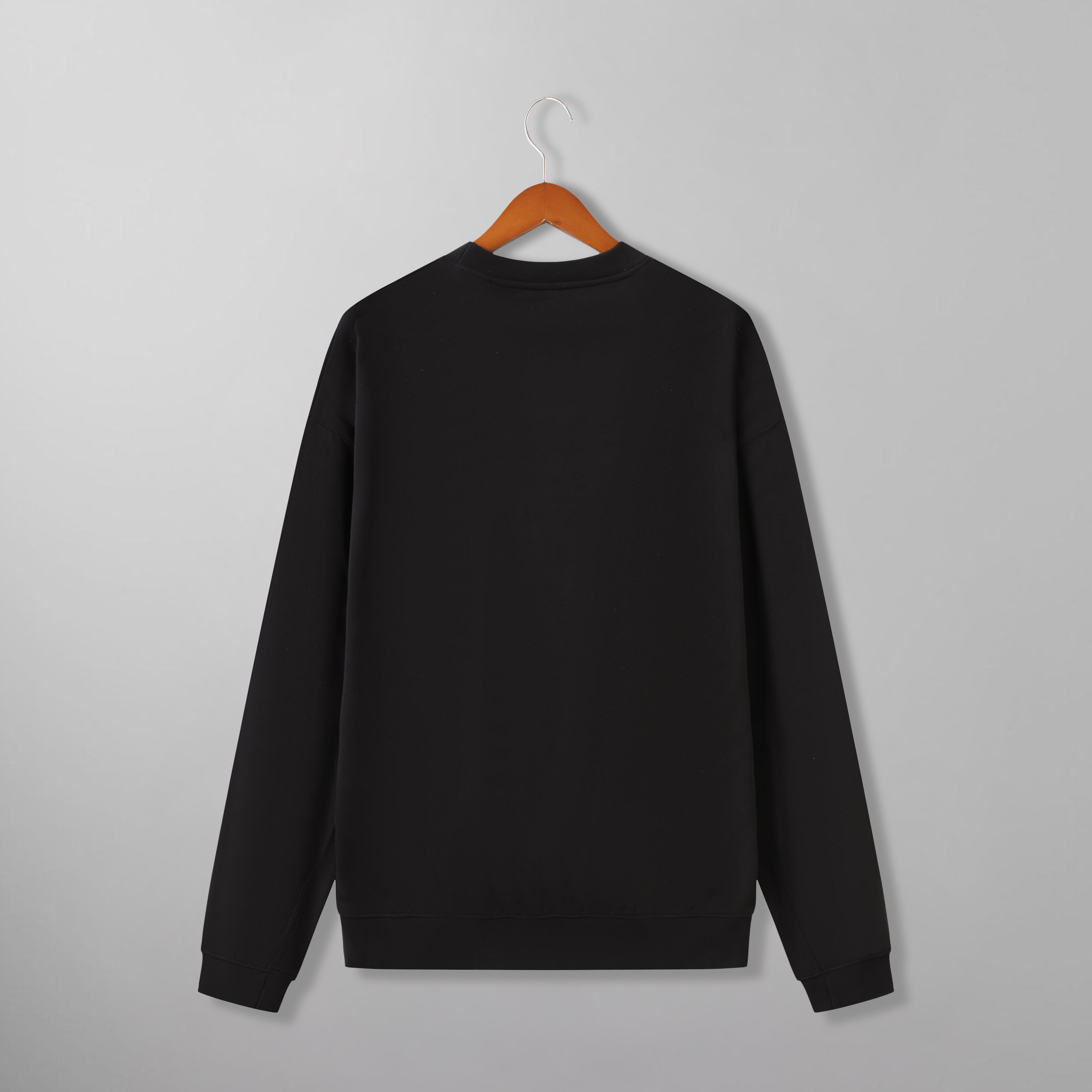 1702 LUXE ESSENTIAL FLEECE SWEATSHIRT